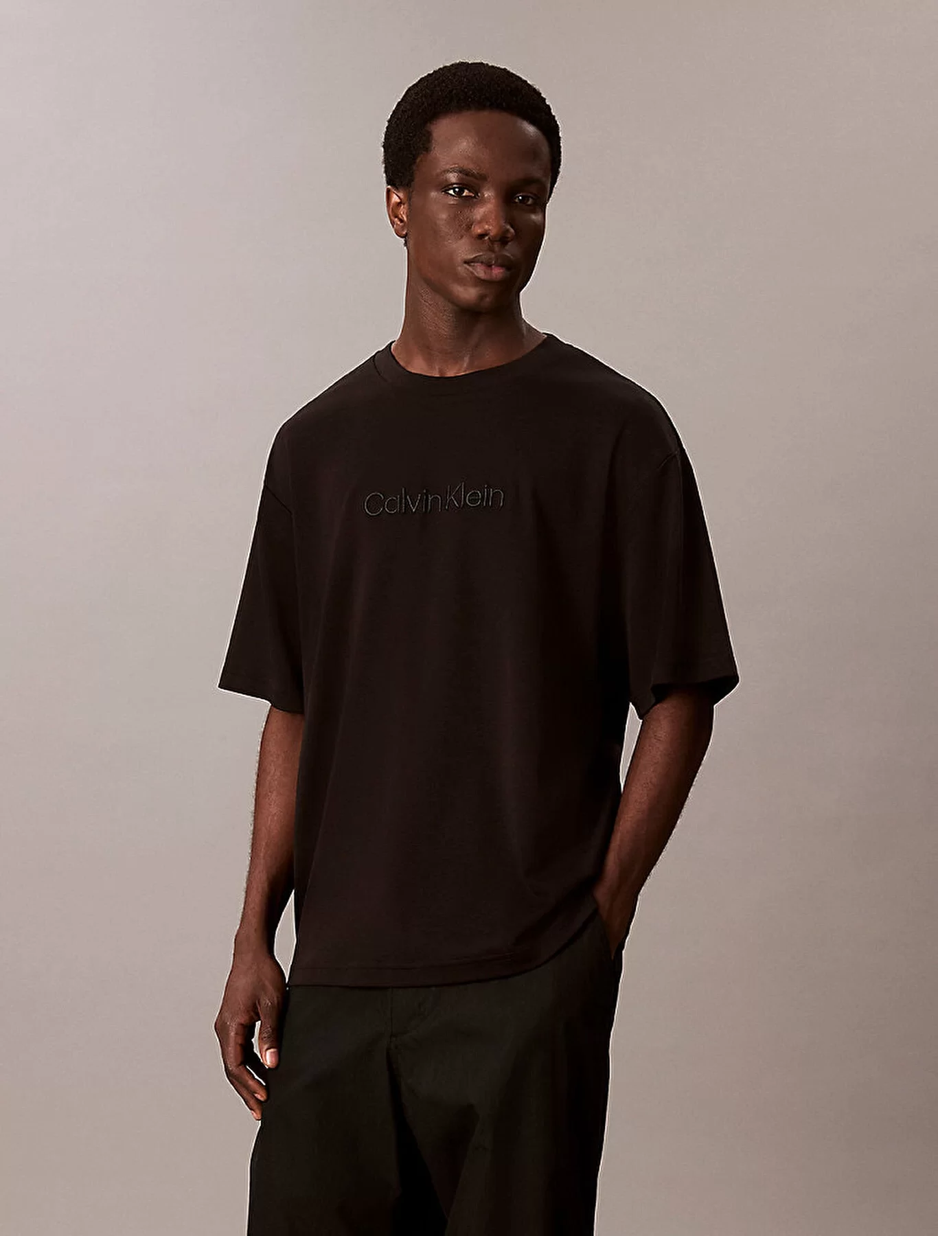 Calvin Klein Logo Erkek Siyah T-shirt LV04LC206G-UB1