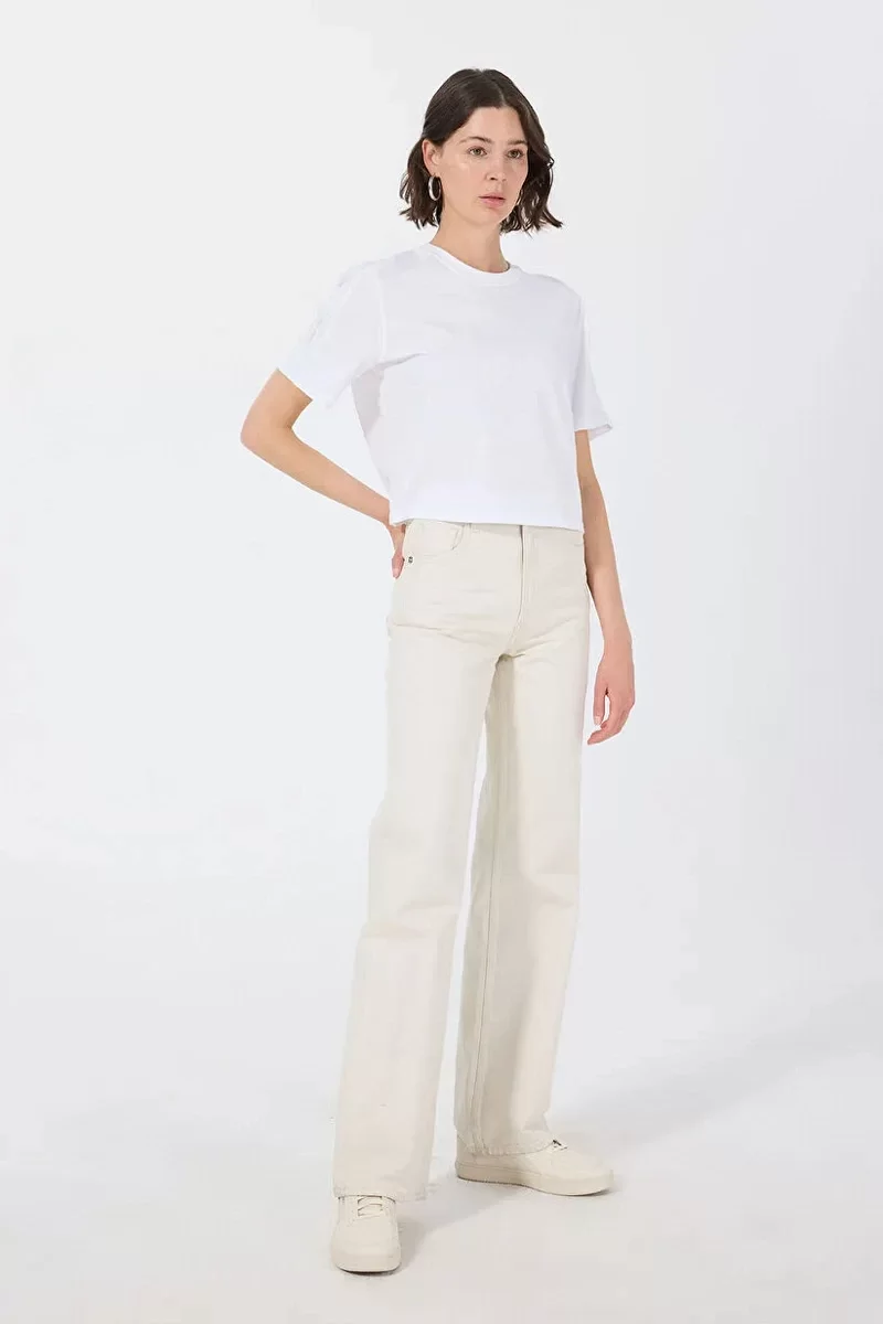Calvin Klein Modern Terry Sport Kadın Beyaz T-Shirt LVGWS5K109-YAA