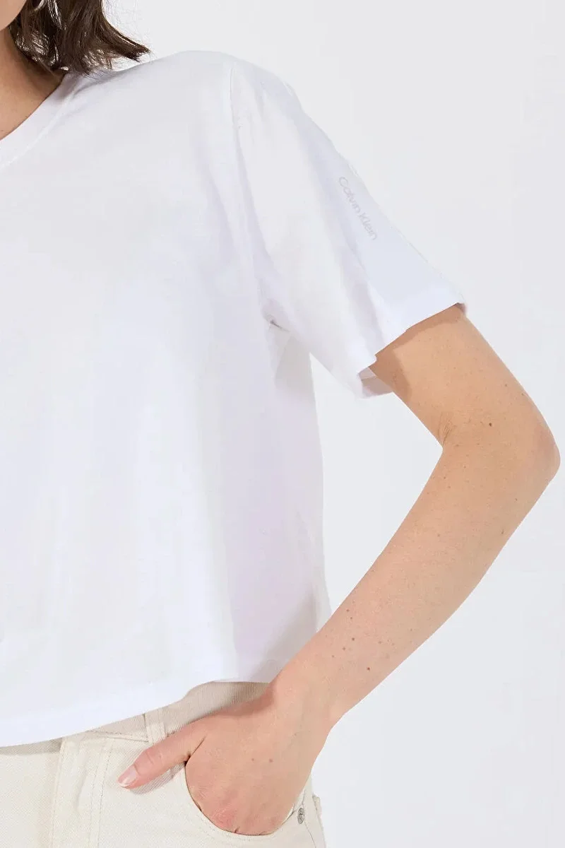 Calvin Klein Modern Terry Sport Kadın Beyaz T-Shirt LVGWS5K109-YAA