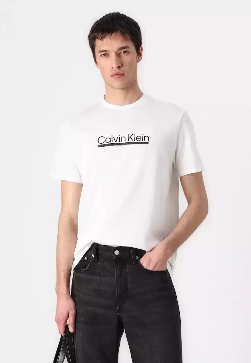 Calvin Klein Ss Graphic Tee Erkek Beyaz T-shirt  LV04RC852G-YAF