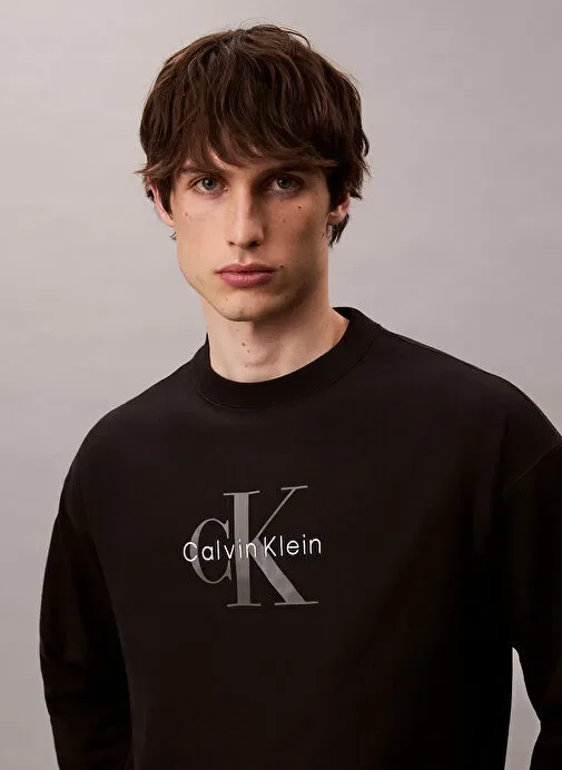 Calvin Klein Uzun Kollu Penye Monologolu Bisiklet Yaka Erkek Sweatshirt LV04RD242G-CEF
