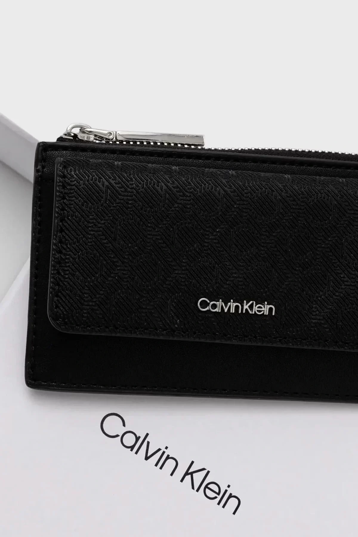 Calvin Klein CK MUST ZIP FLAP CARDHOLDER_MONO Kadın  Cüzdan K60K612949-BEH