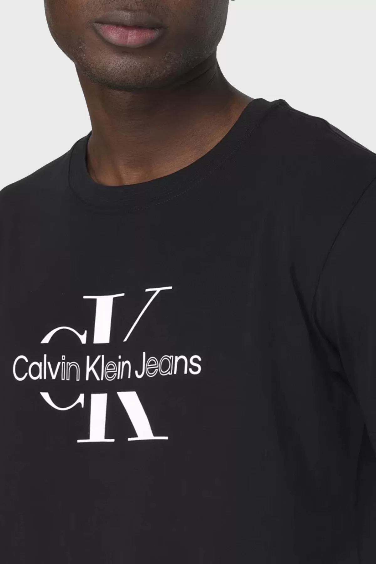 CK Jeans DISRUPTED OUTLINE MONOLOGO TEE Erkek SİYAH T-shirt J30J325190-BEH