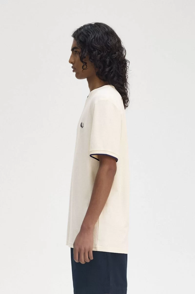 Fred Perry CREPE PIQUE T-SHIRT Erkek  T-shirt M8585-560
