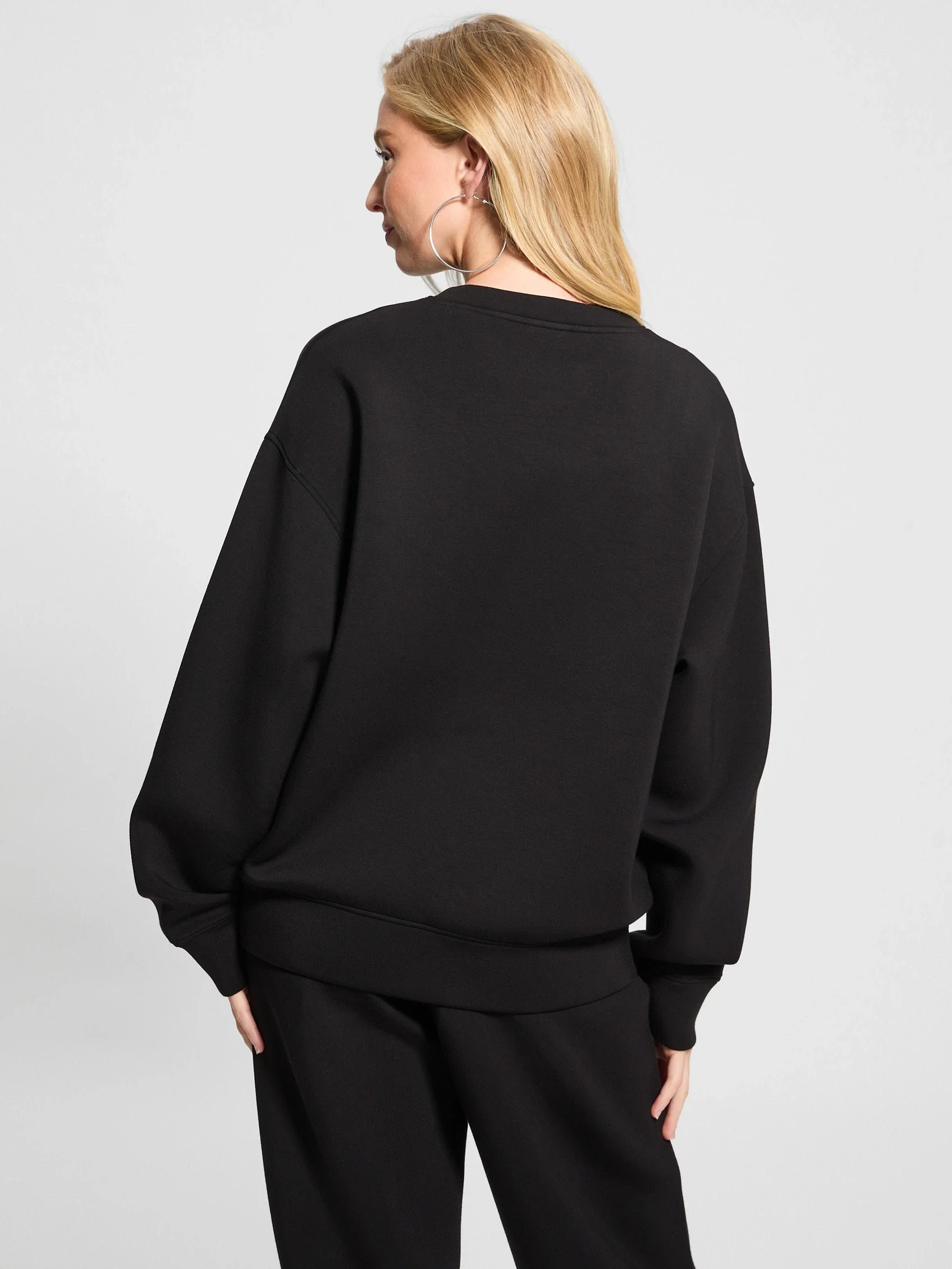 Guess Cecilia Kadın Siyah Aktif Scuba Sweatshirt V4BQ15K7UW2-JBLK