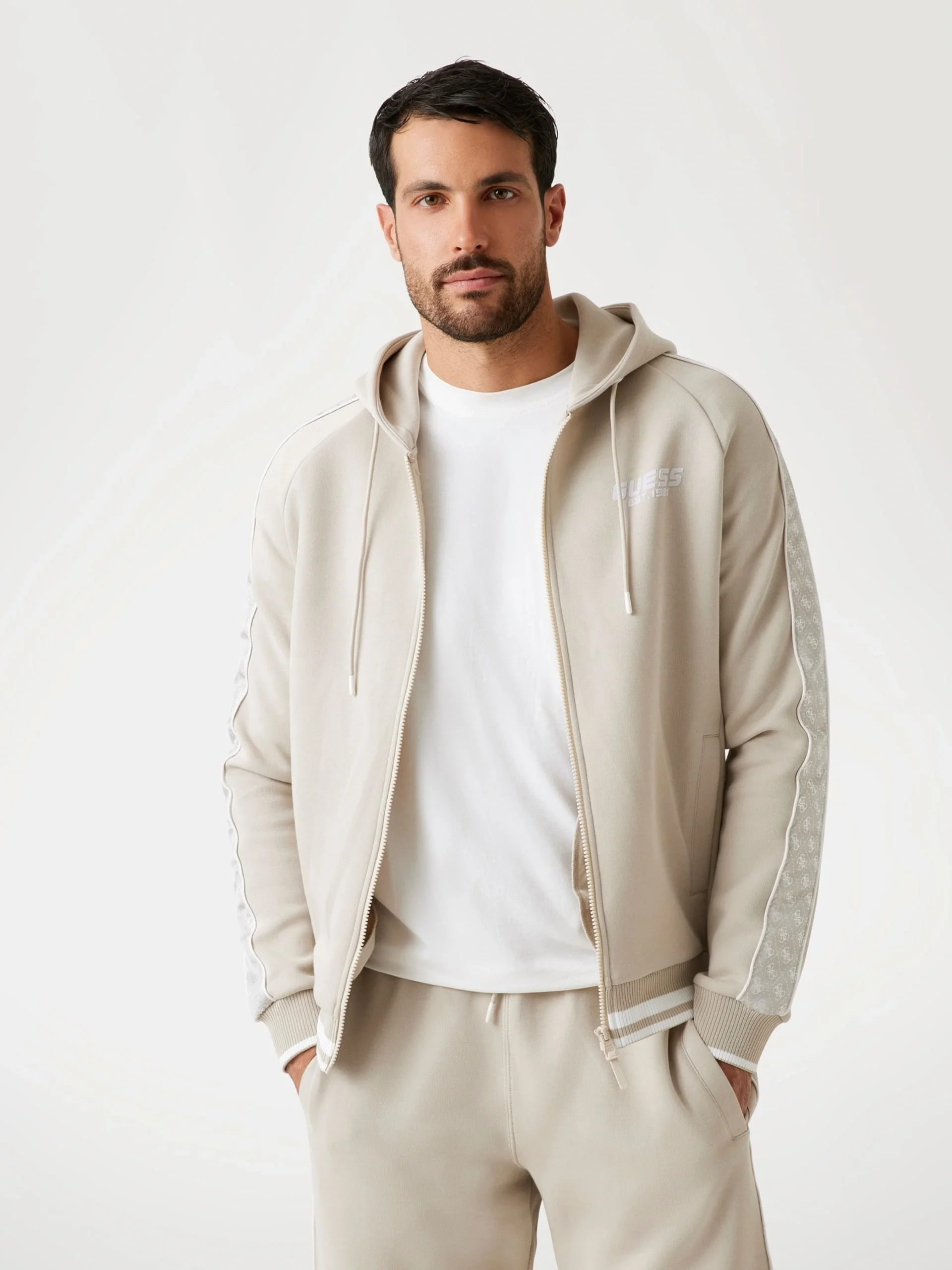 Guess Eldrin Erkek Beyaz Aktif Modal Karışımlı Oversize Fit T-Shirt Z5BI01JR06K-G018