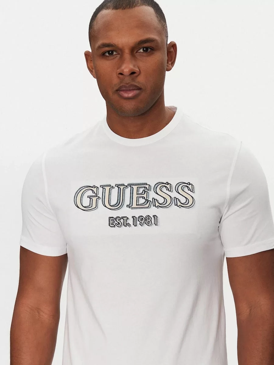 Guess Ss Cn Guess Logo Tee Erkek Beyaz T-Shirt M5GI07I3Z14-G011
