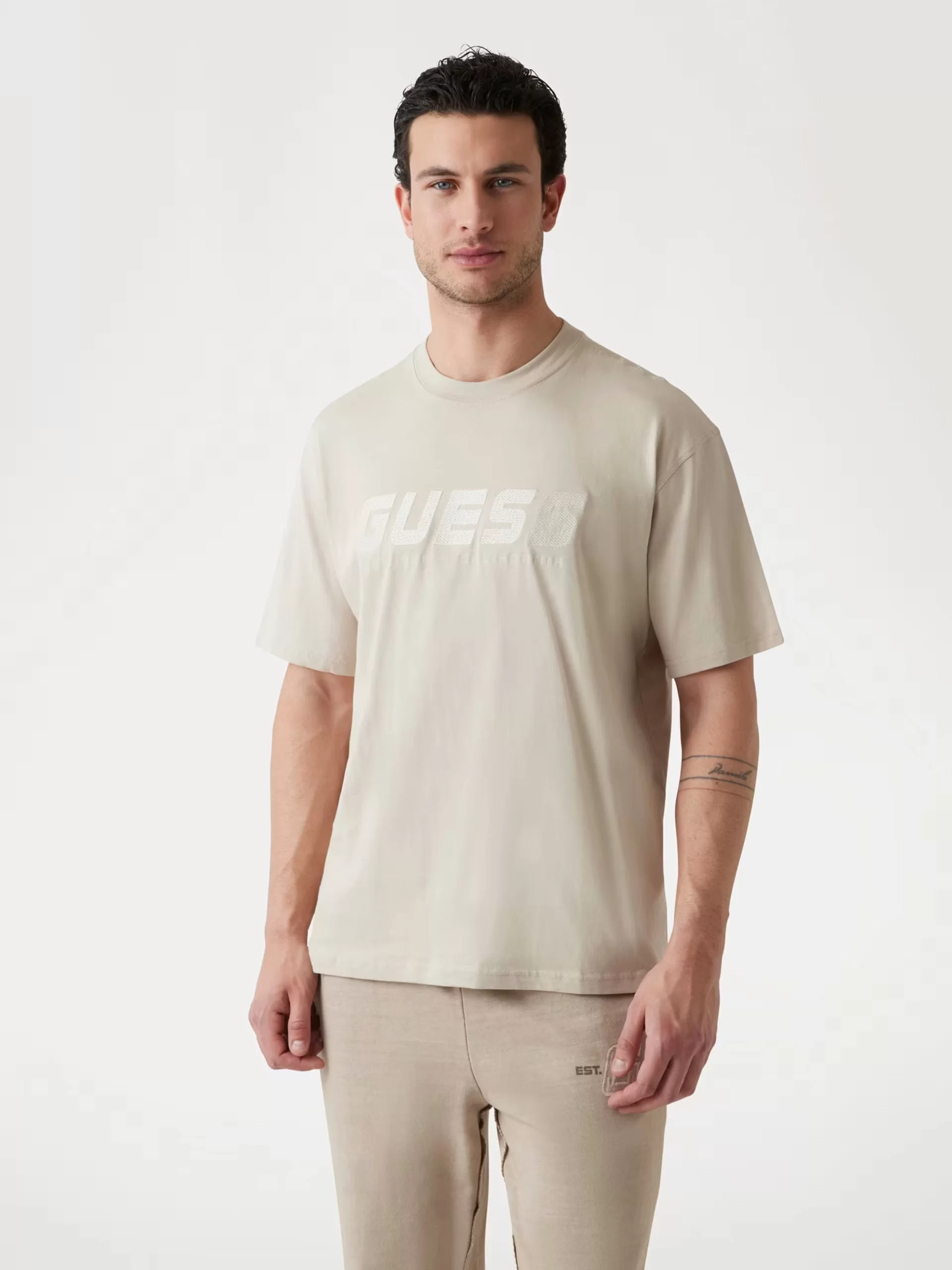 Guess Suron Cn T-Shırt Erkek Bej T-Shirt Z5RI10I3Z14-G9D0