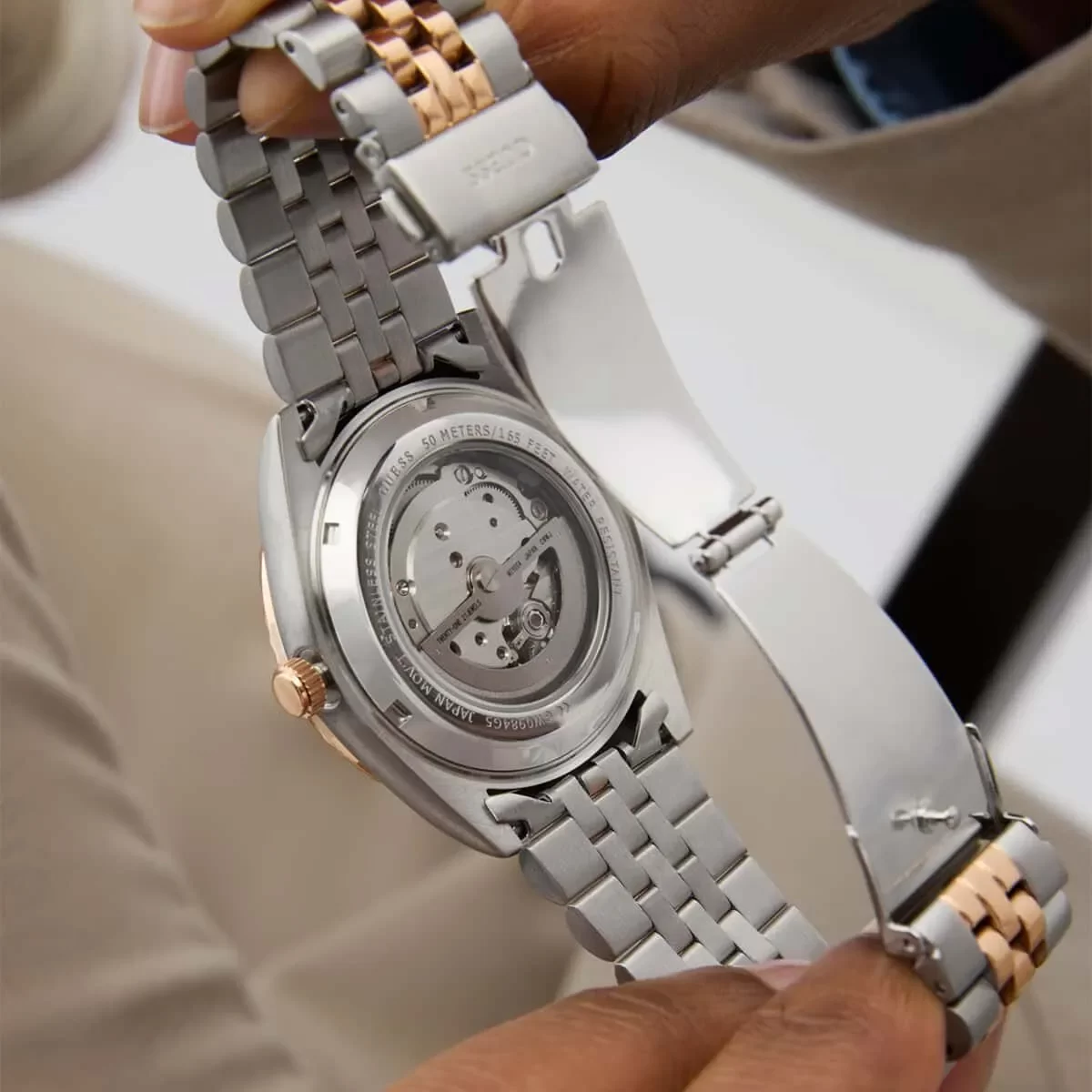 Guess Erkek Kol Saati GUGW0984G5