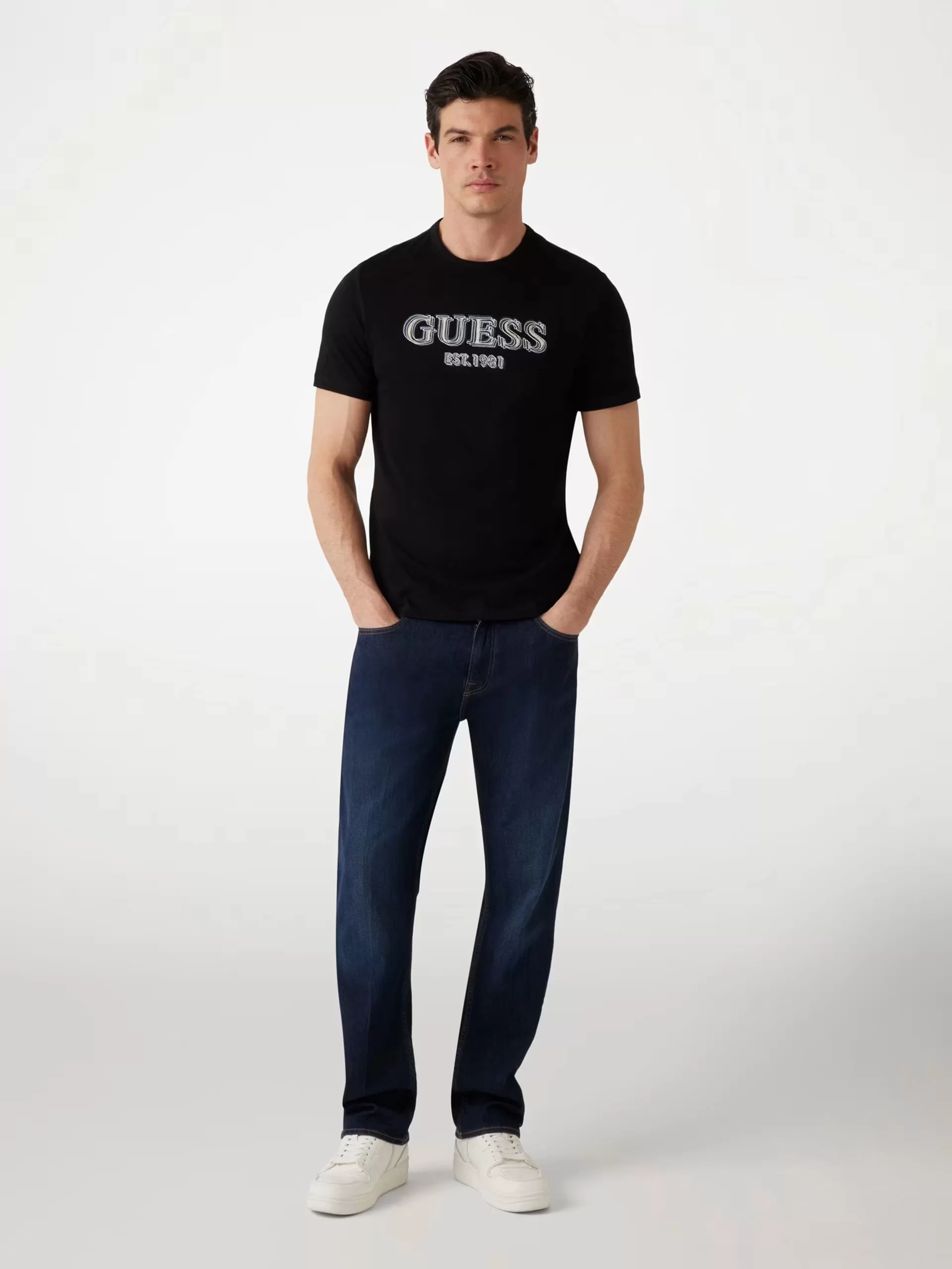 Guess SS CN GUESS LOGO TEE Erkek Siyah T-shirt M5GI07I3Z14-JBLK