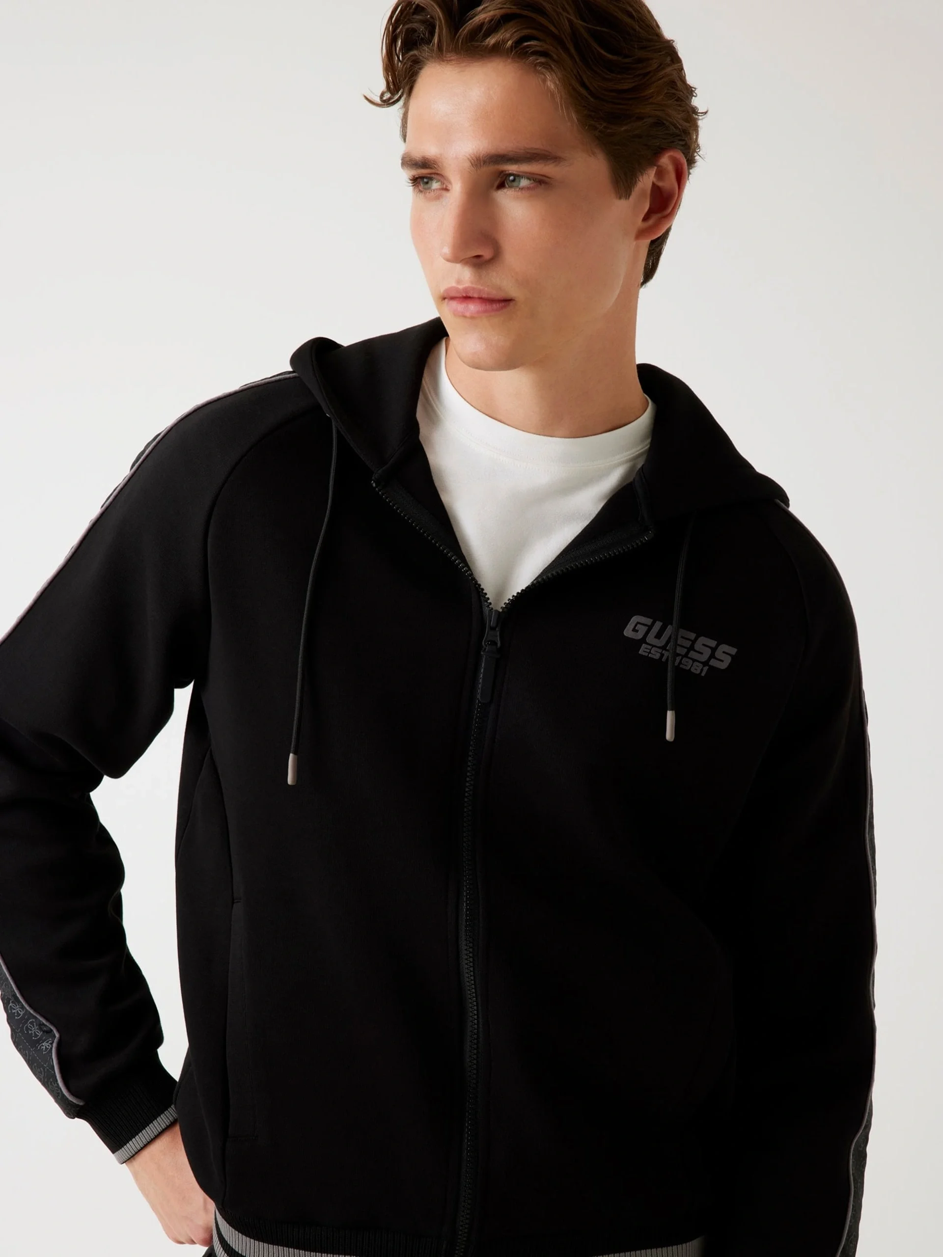 Guess Finlo Erkek Siyah Aktif Sweatshirt Z5BQ12KB3P2-JBLK