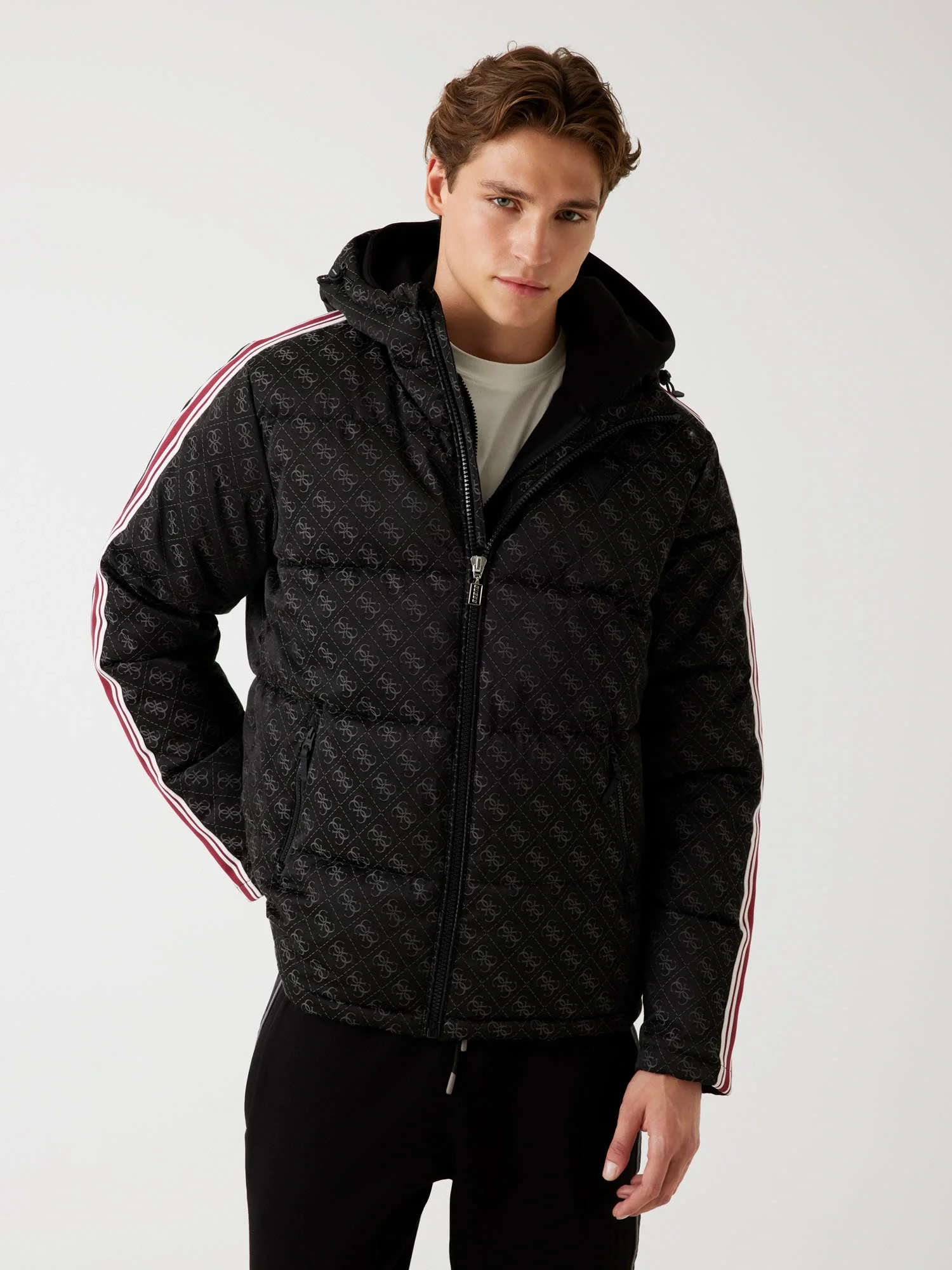 Guess Fusco Erkek Çok Renkli Aktif Mont Z5BL02WFIQ2-FJ9Y