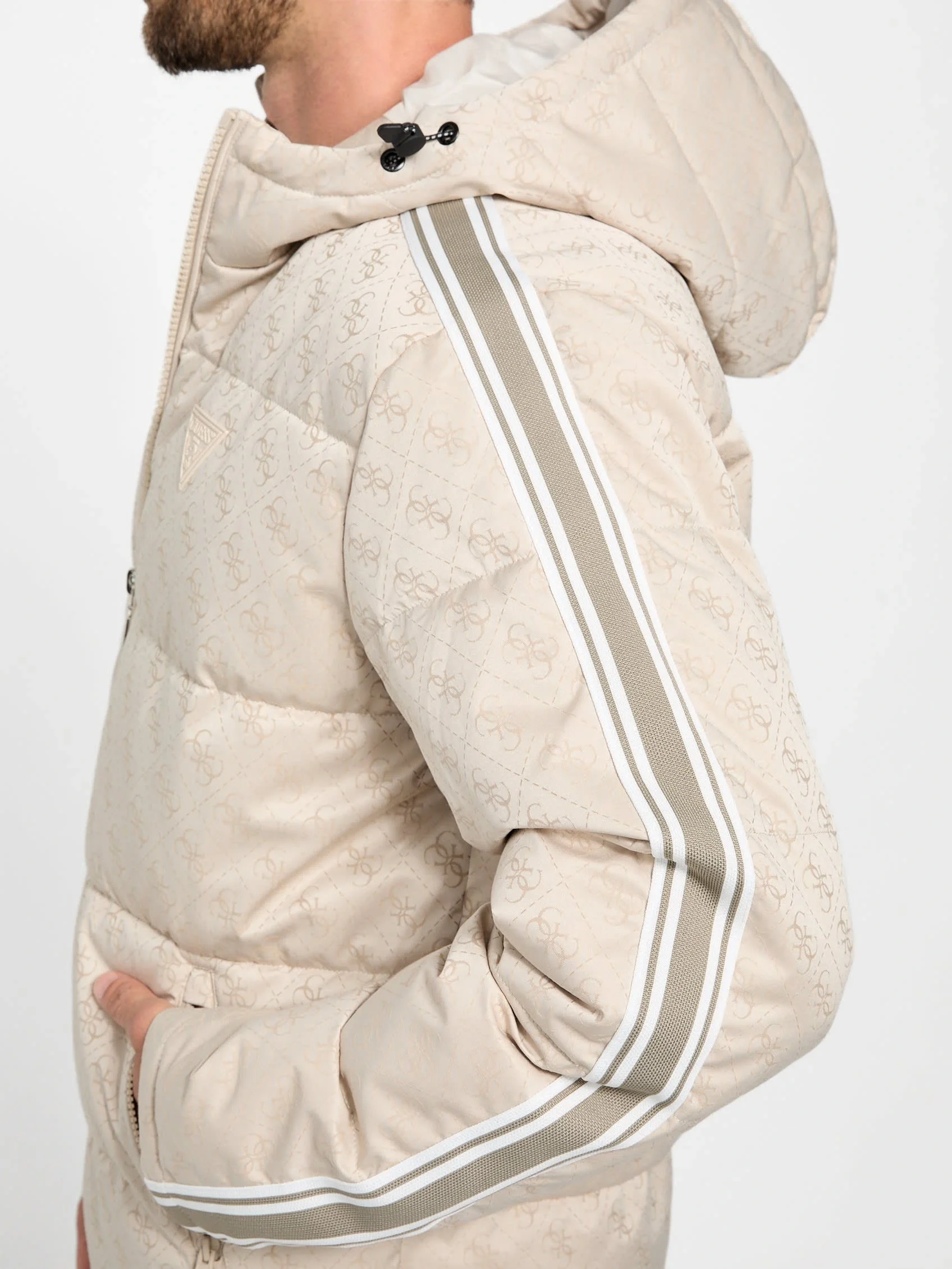 Guess Fusco Erkek Çok Renkli Aktif Mont Z5BL02WFIQ2-FJ9Z