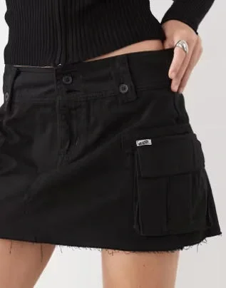 Guess GO CARGO SKIRT Kadın Siyah Etek W5GD1MWGCVA-JBLK