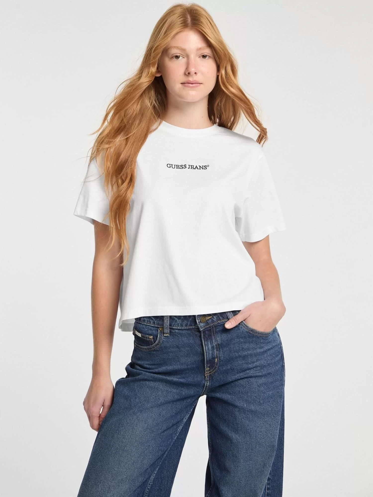 Guess Jeans GJ SS CN BOXY EMBRO LOGO TEE Kadın Beyaz T-shirt W5RI42K8HM0-G011