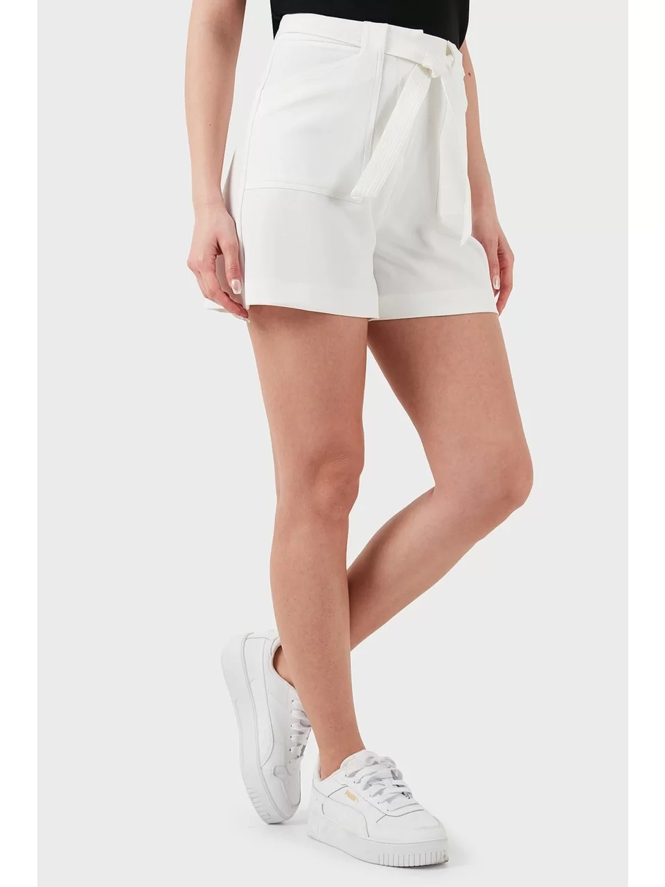 Guess New Valentına Short Kadın Beyaz Şort W5GD0IWH9Y2-A00K