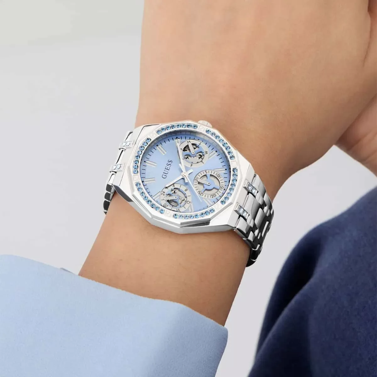 Guess Kadın Kol Saati GUGW1009L1