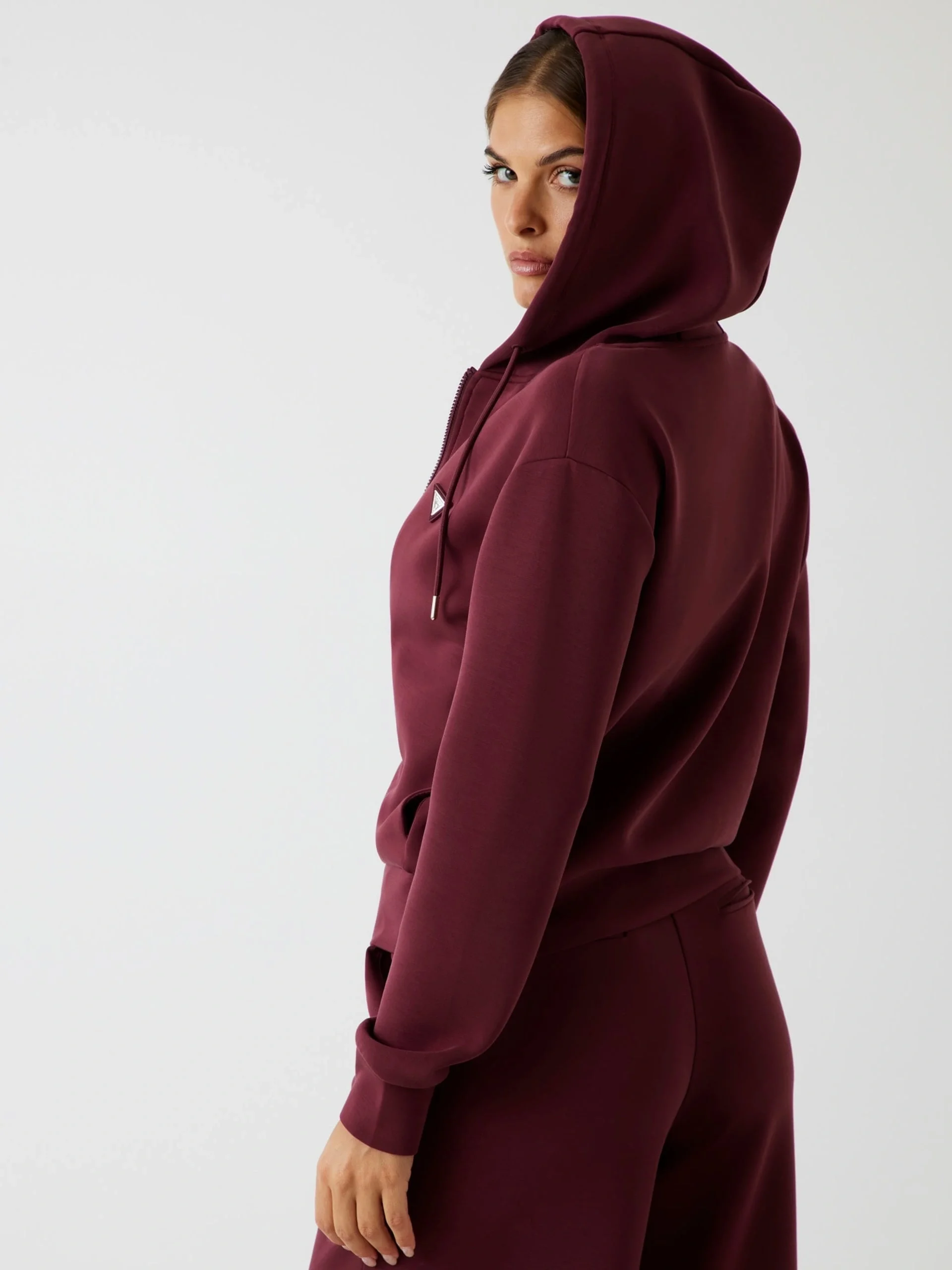 Guess Olympe Kadın Mor Aktif Modal Karışımlı Scuba Sweatshirt V4YQ06KCAY2-G4P2