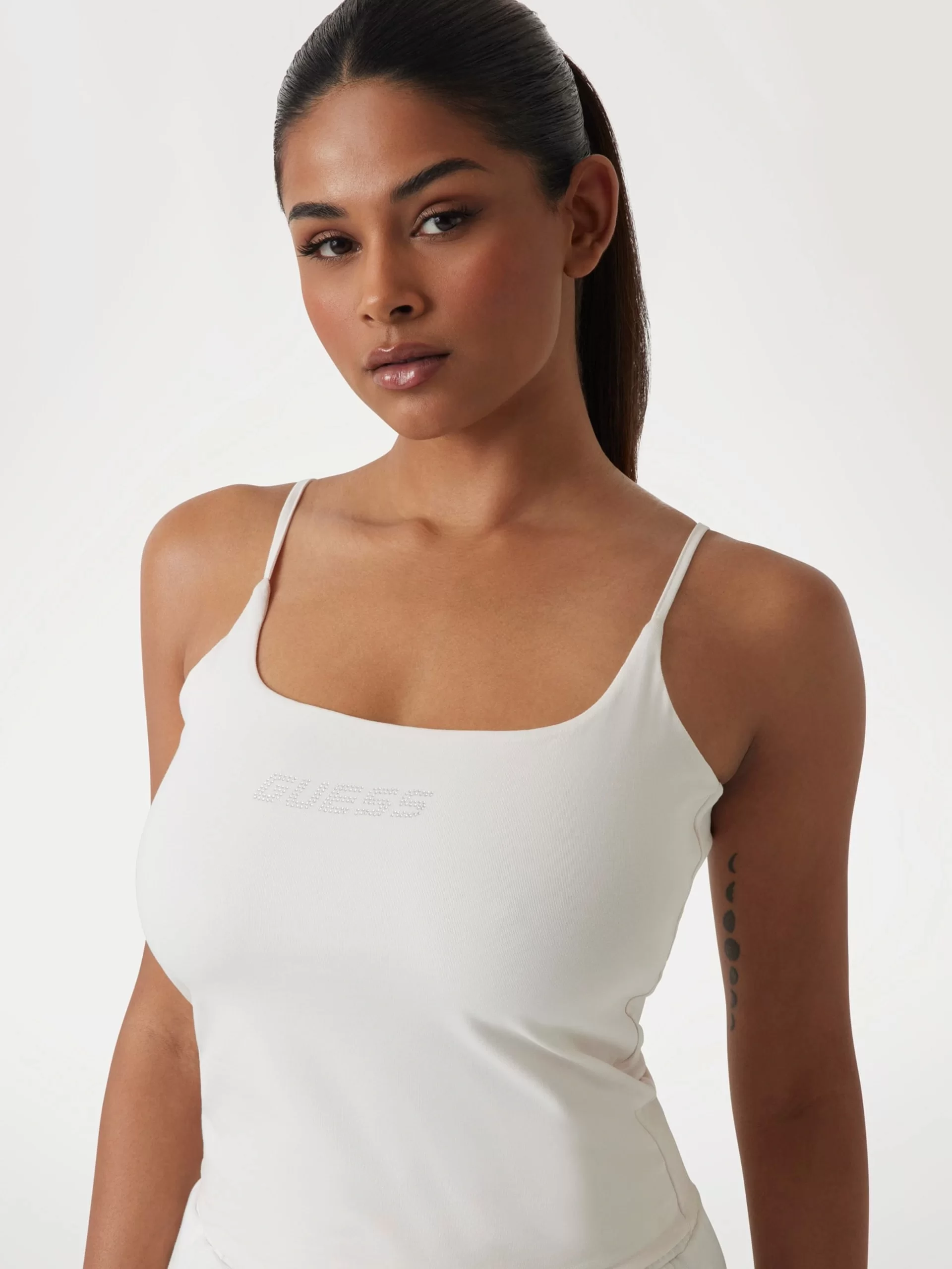 Guess Ortensia Kadın Beyaz Aktif Top V5GP22J1314-G018
