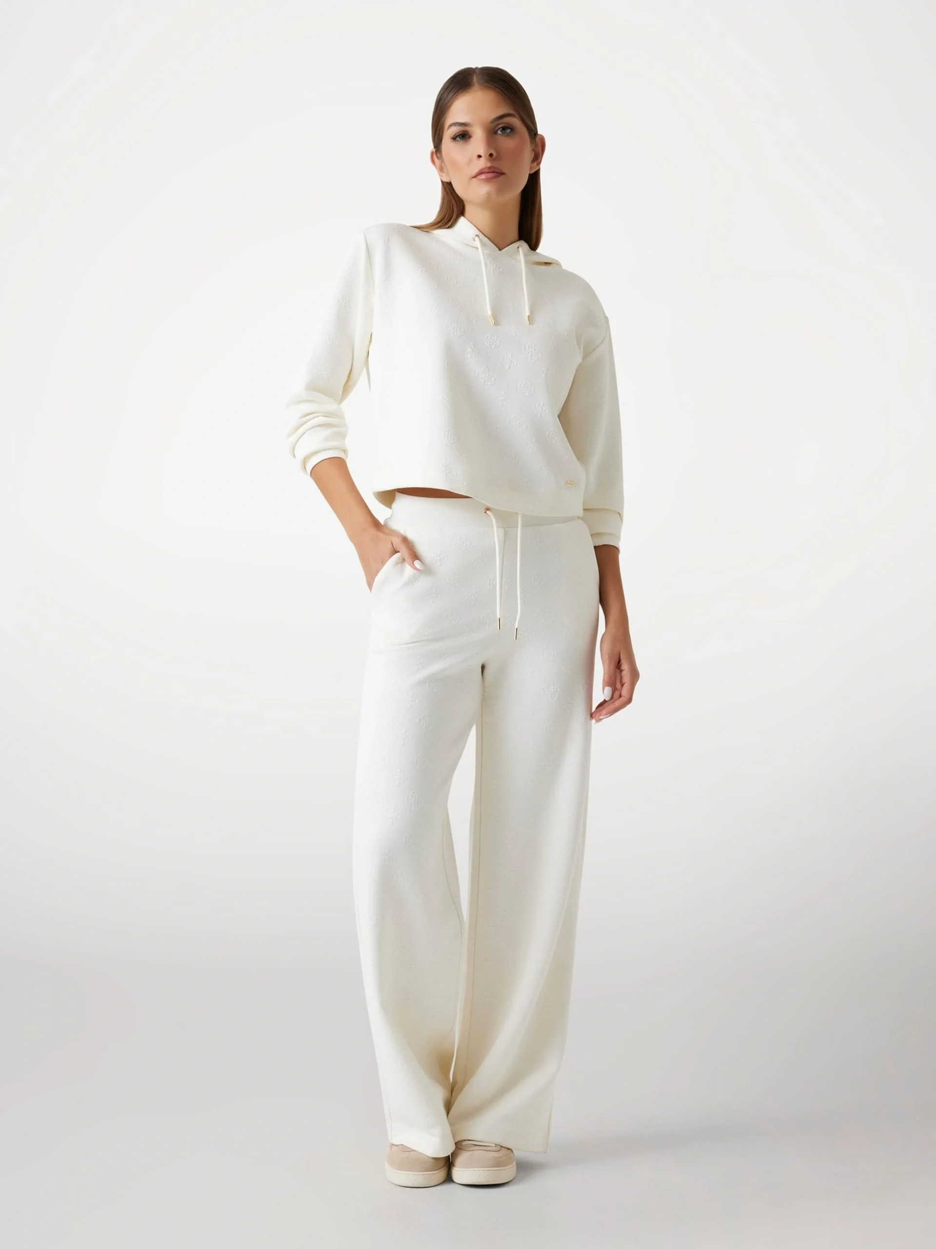 Guess Peony Kadın Beyaz Aktif Relaxed Fit Eşofman Altı V5YB19KBSL2-F0EP
