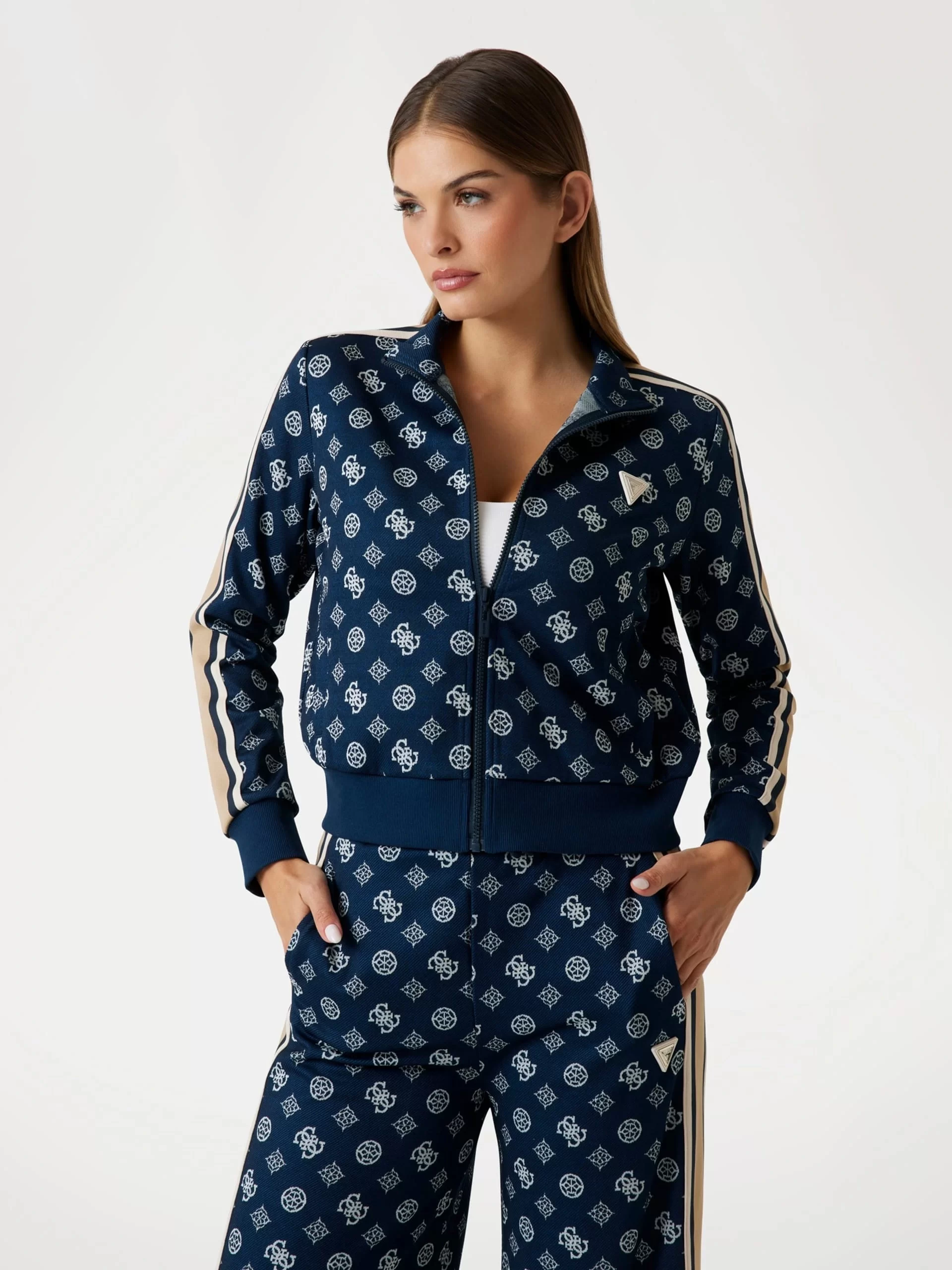 Guess Peony Kadın Çok Renkli Aktif Sweatshirt V5YQ07K0282-FBBQ