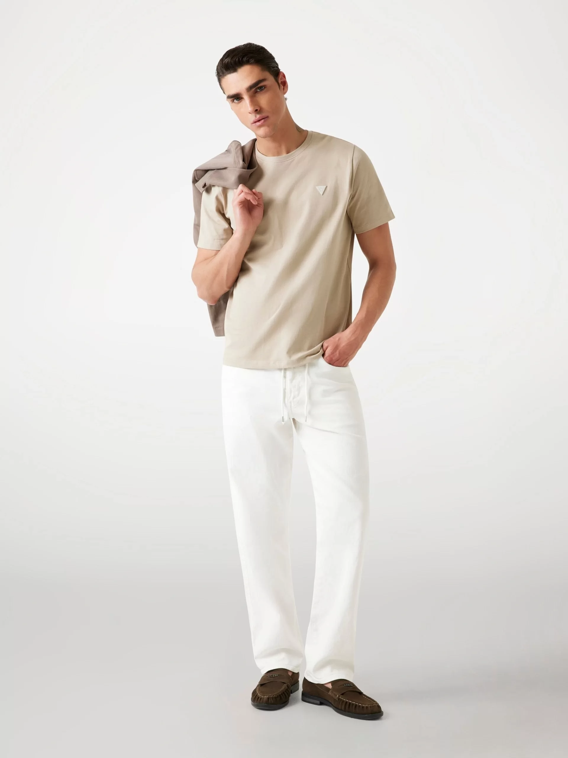 Guess Ss Cn Patch Erkek Bej Regular Fit T-Shirt M4YI0AKCCM1-G1CA