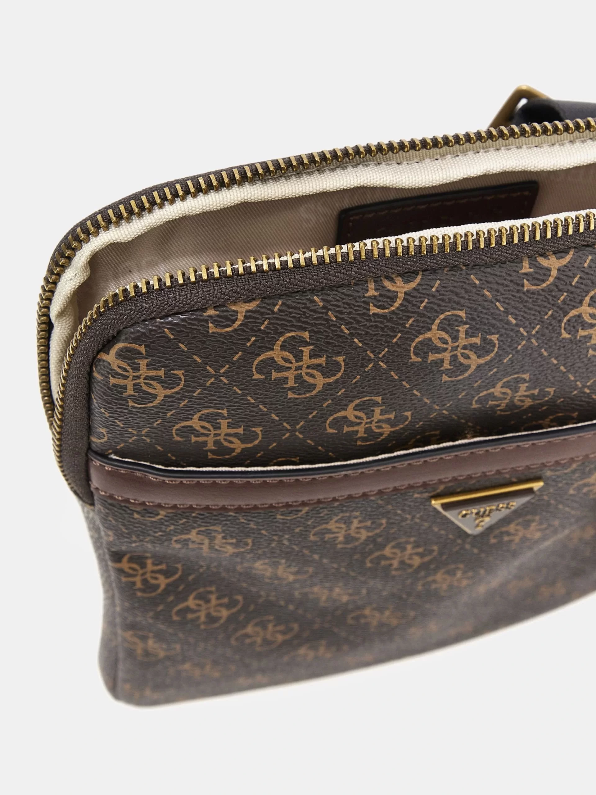 Guess Torino Erkek Kahverengi Çapraz Askılı Çanta HMEVZLP2223-BNH