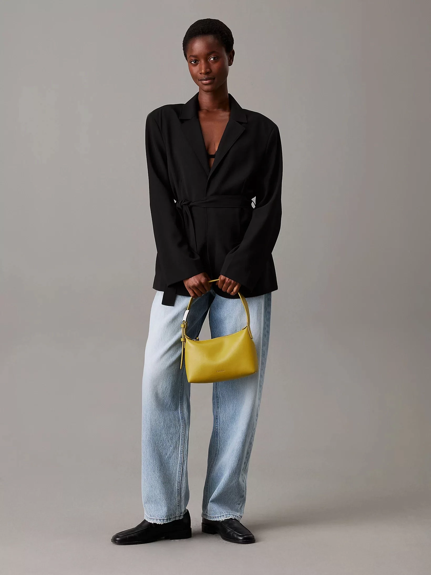 Calvin Klein Kadın Sarı Omuz Çantası