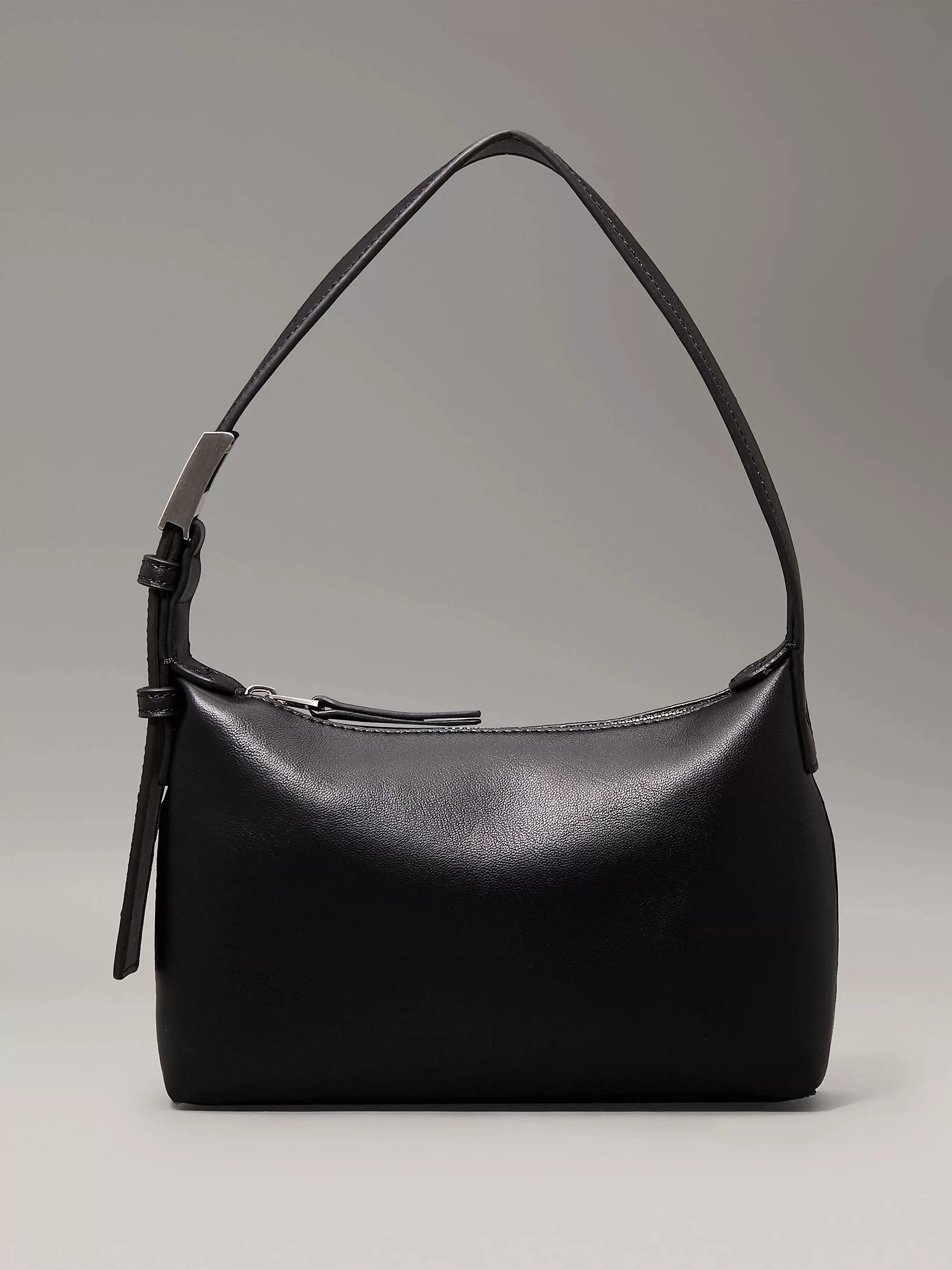 Calvin Klein Kadın Siyah Omuz Çantası K60K613027-BEH