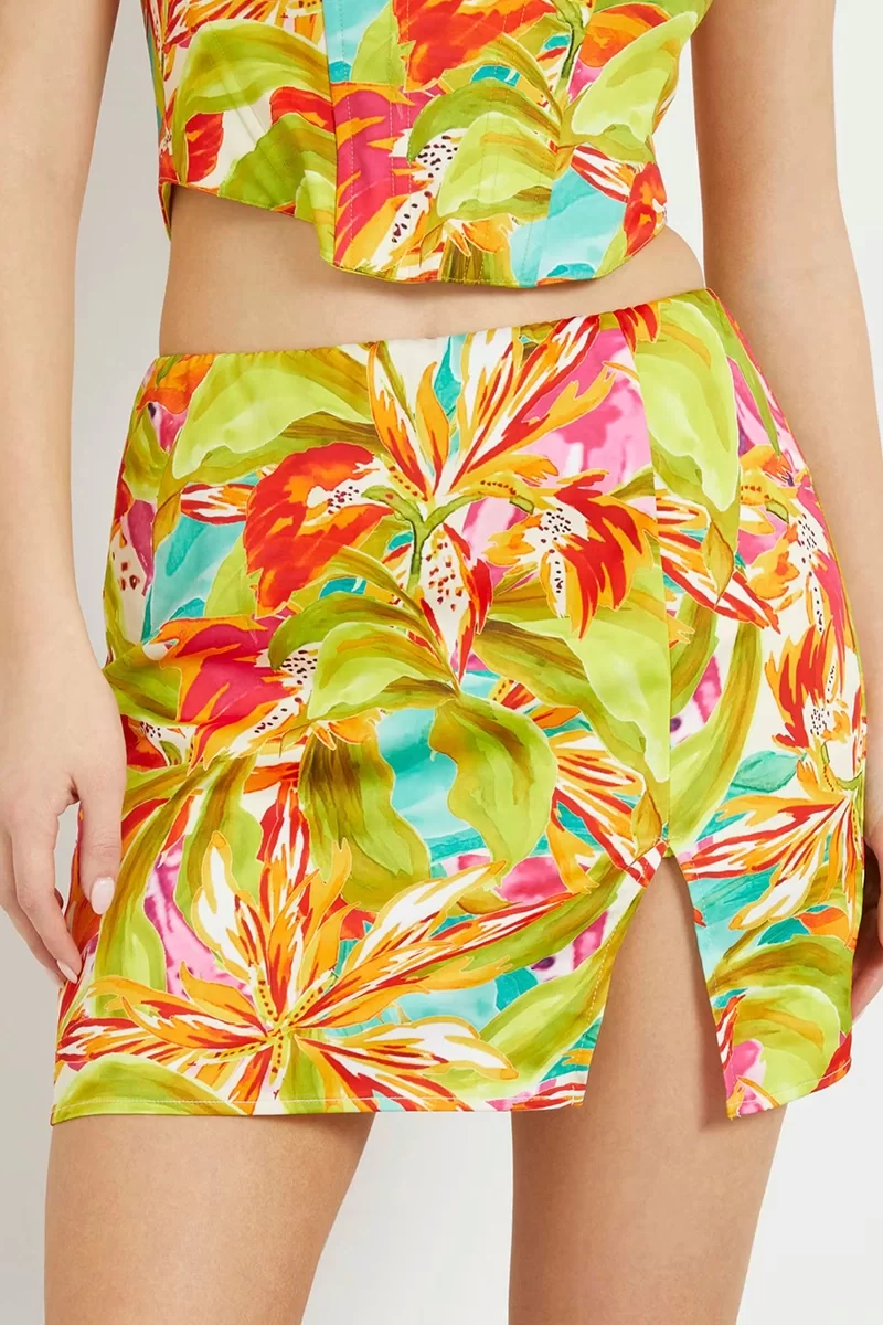 Guess MARINA SATIN SKORT Kadın Çok Renkli Etek W4YD0YWDEE2-P8CA