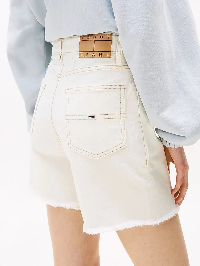 Tommy Jeans MOM SHORT BI8194 Kadın  Şort DW0DW200931CE