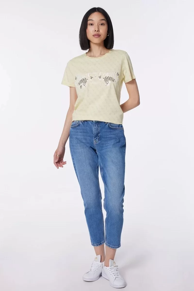 Guess SS WEST COAST LOGO E Kadın Sarı T-shirt W4GI48K9RM1-F1CC