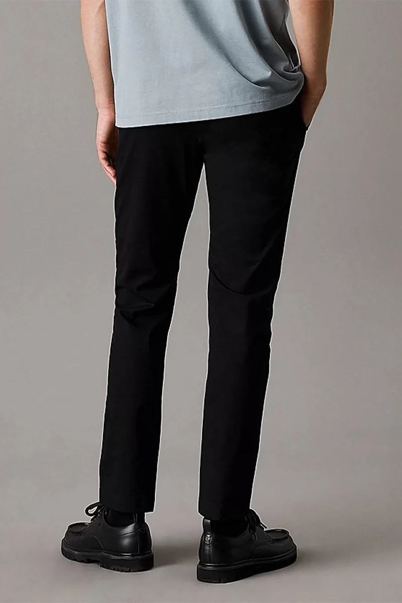 CK Jeans TAPERED CHINO Erkek SİYAH Pantolon J30J326847-BEH