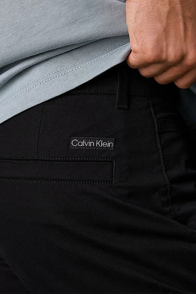 CK Jeans TAPERED CHINO Erkek SİYAH Pantolon J30J326847-BEH