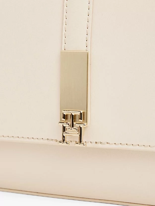 Tommy Hilfiger TH HERITAGE CONV CROSSOVER CHAIN Kadın  Çapraz Çanta AW0AW17223AA8