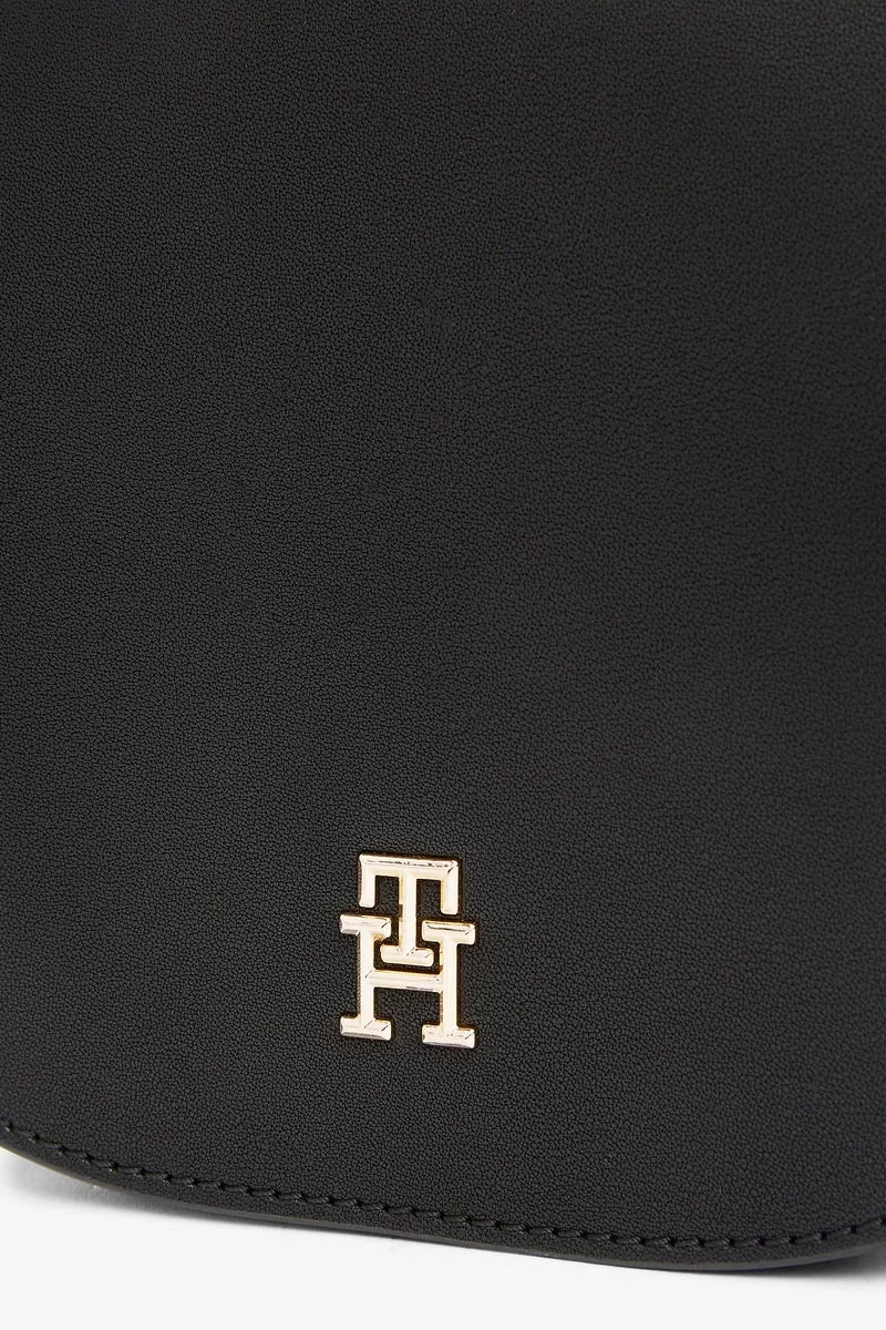 Tommy Hilfiger TH LOGOTAPE SADDLE BAG Kadın siyah Çapraz Çanta AW0AW17184BDS