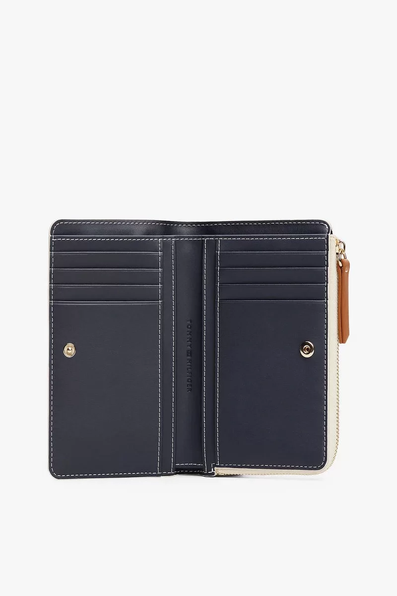 Tommy Hilfiger TH MONOPLAY LEATHER MED 7 WALLET Kadın  Cüzdan AW0AW17417L3H