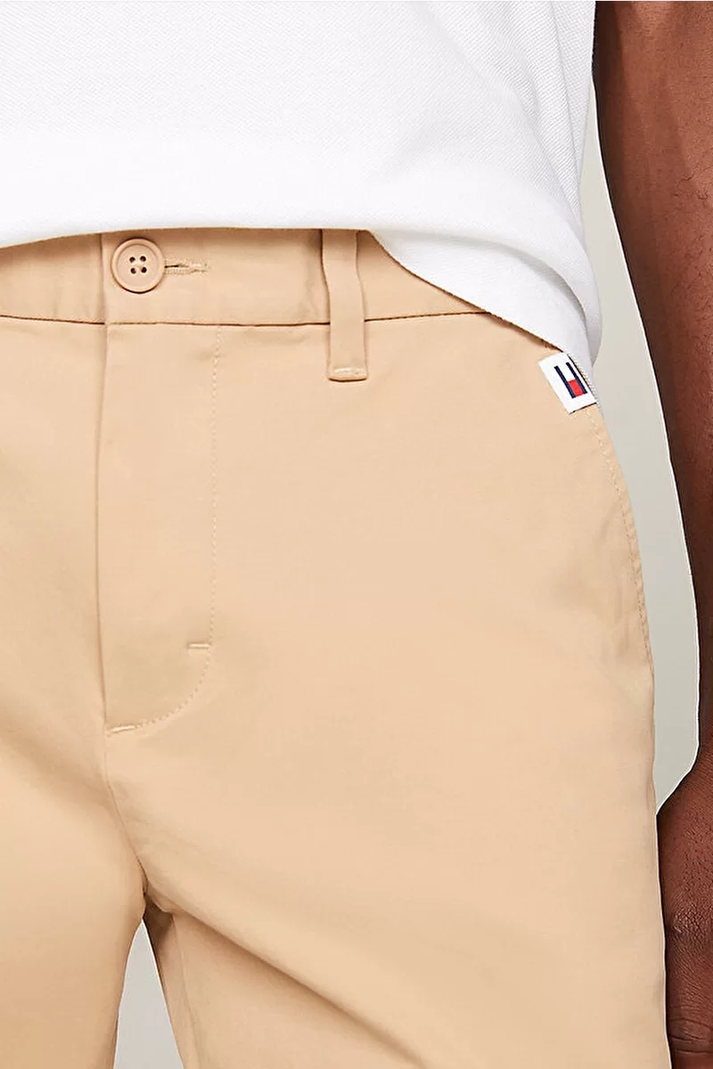Tommy Hilfiger TJM AUSTIN CHINO Erkek Bej Pantolon DM0DM19166AB0