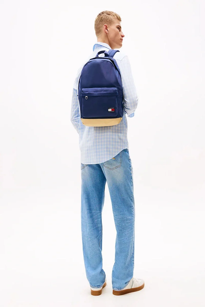 Tommy Hilfiger TJM ESS DAILY DOME BACKPACK Erkek lacivert Sırt Çantası AM0AM13356C67