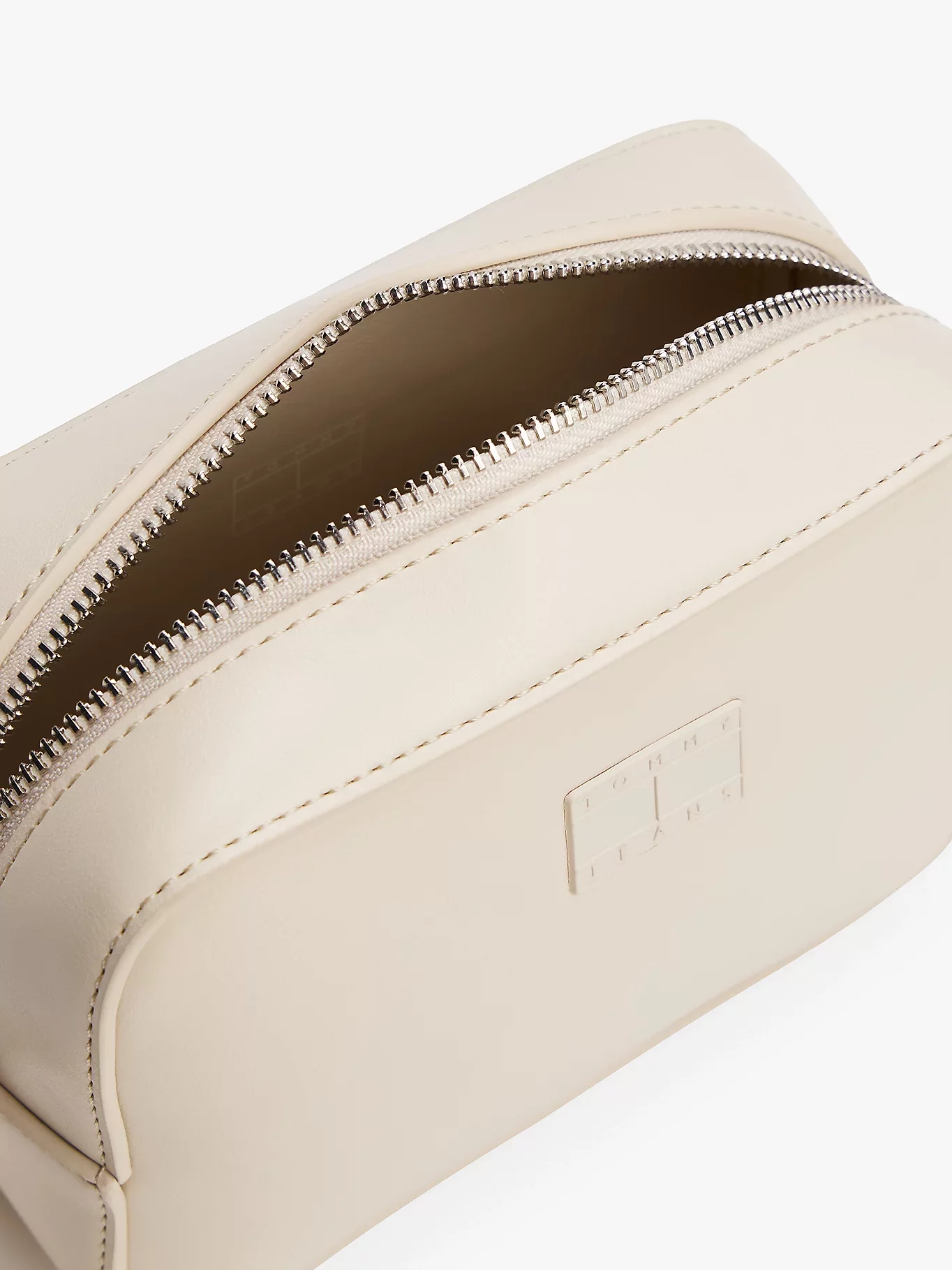 Tommy Hilfiger TJW ESS MUST CAMERA BAG Kadın  Çapraz Çanta AW0AW16964ACG