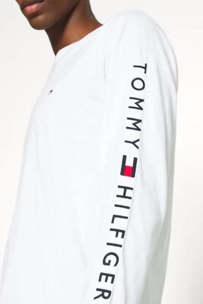 Tommy Hilfiger TOMMY LOGO LONG SLEEVE TEE Erkek beyaz Sweatshirt MW0MW09096YBR