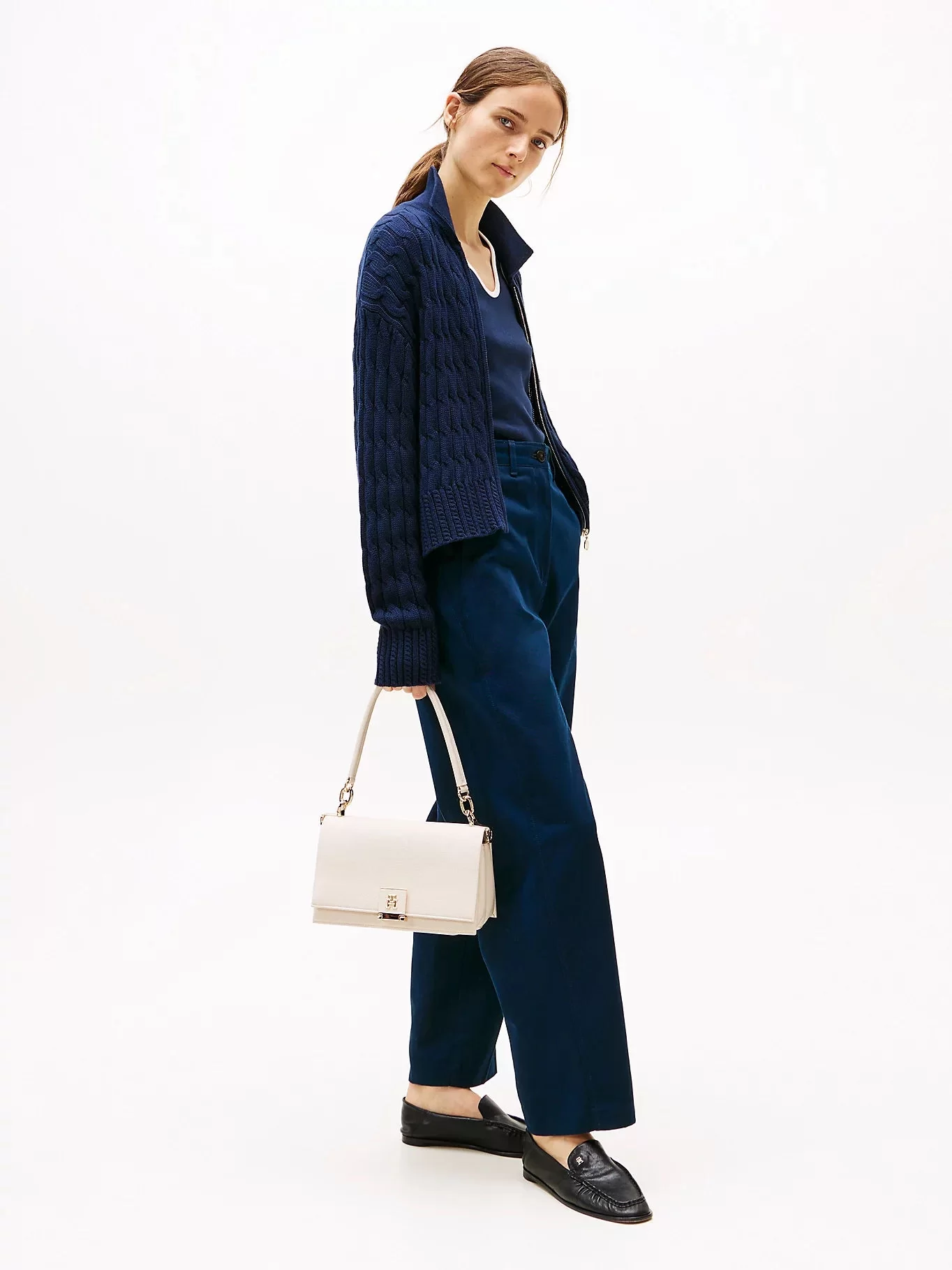 Tommy Hilfiger TH HER MED CROSSOVER Kadın  El Çantası AW0AW17216AA8
