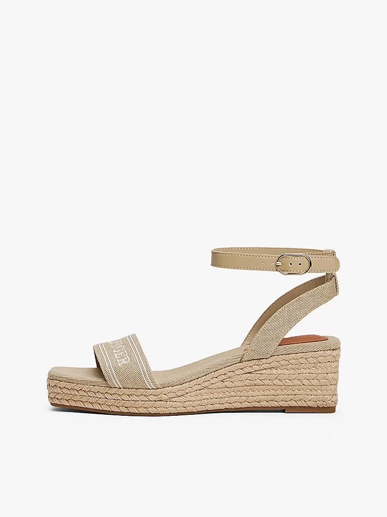 Tommy Hilfiger TOMMY HILFIGER ESPAD MID WEDGE Kadın  Sandalet FW0FW08805ACC