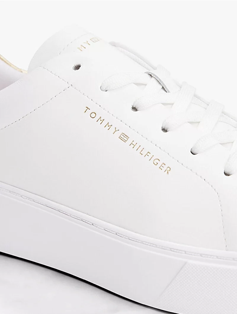 Tommy Hilfiger Kadın Klasik Platformlu Kort Tarzı Gold Sneaker FW0FW087560HT