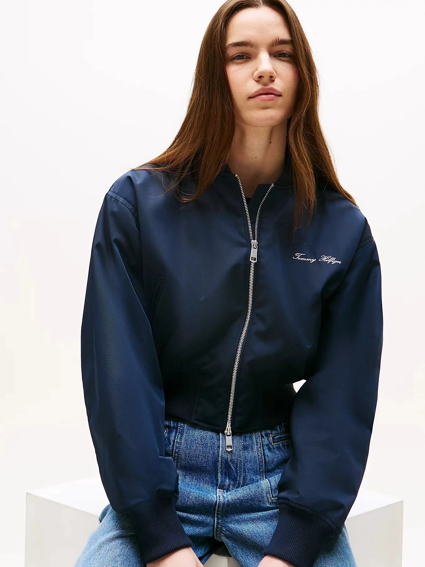 Tommy Hilfiger Kadın Naylon Normal Kesim Kısa Mavi Bomber  Ceket WW0WW45634C1G