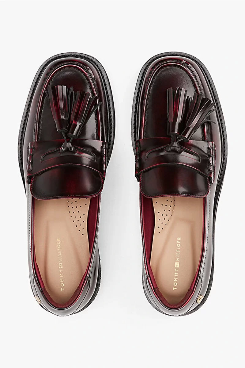 Tommy Hilfiger Kadın Püsküllü Köşeli Burun Deri Kırmızı Loafer FW0FW08749XJS