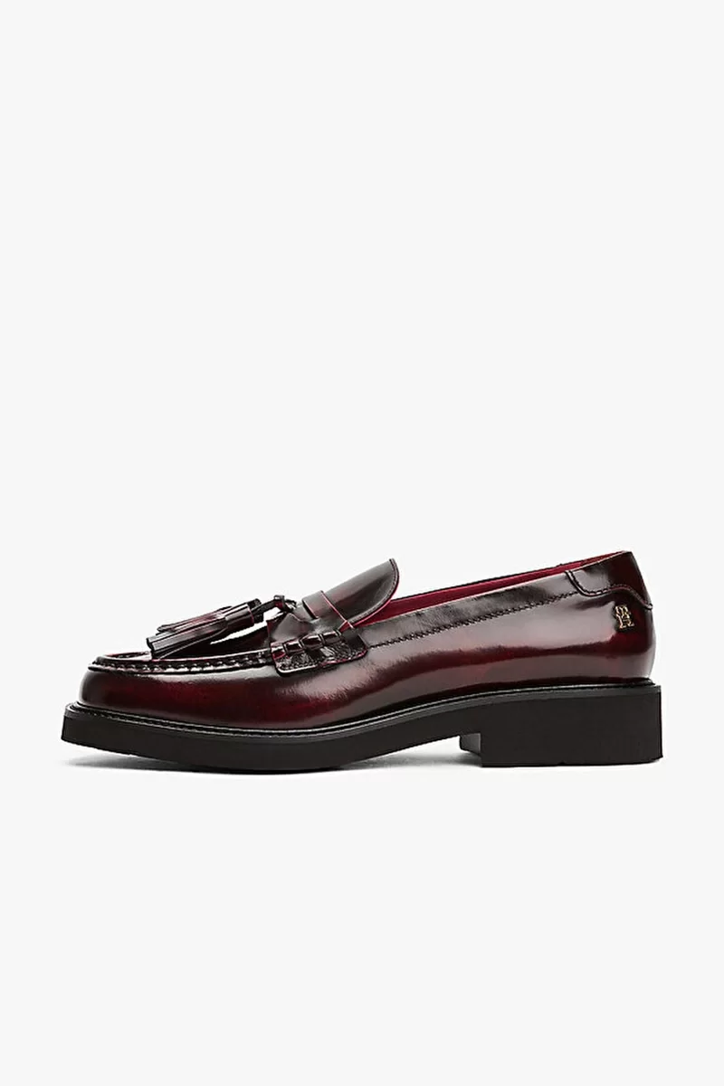 Tommy Hilfiger Kadın Püsküllü Köşeli Burun Deri Kırmızı Loafer FW0FW08749XJS