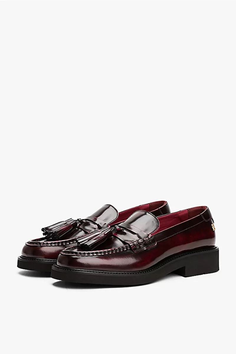 Tommy Hilfiger Kadın Püsküllü Köşeli Burun Deri Kırmızı Loafer FW0FW08749XJS