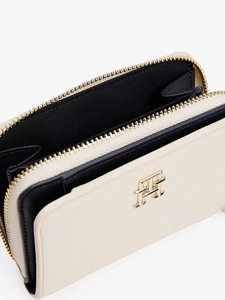 Tommy Hilfiger Kadın TH Monogram Fermuarlı Cüzdan