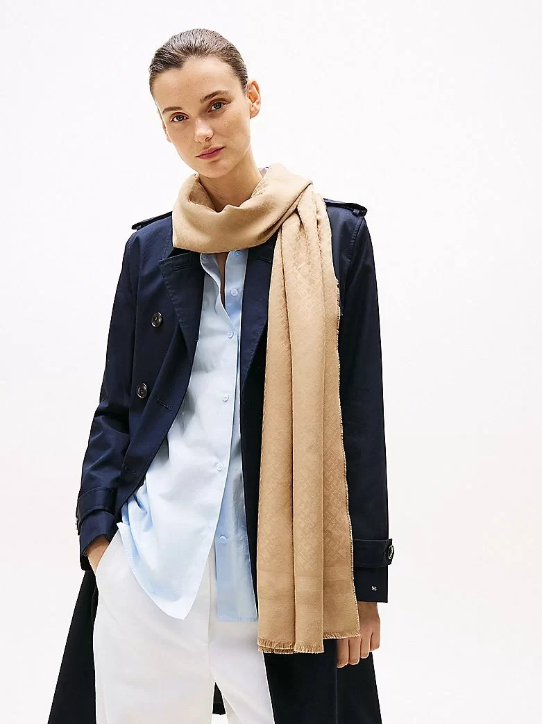 Tommy Hilfiger ELEVATED CHIC JACQUARD SCARF Kadın  Şal AW0AW16852RBC